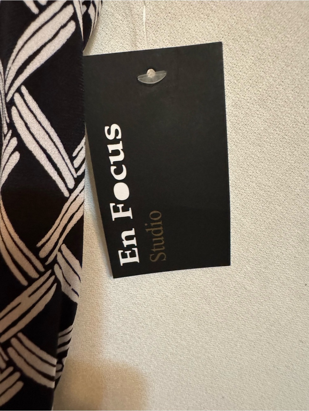Black & White Geometric Sleeveless Jumpsuit NWT - Picture 7 of 15